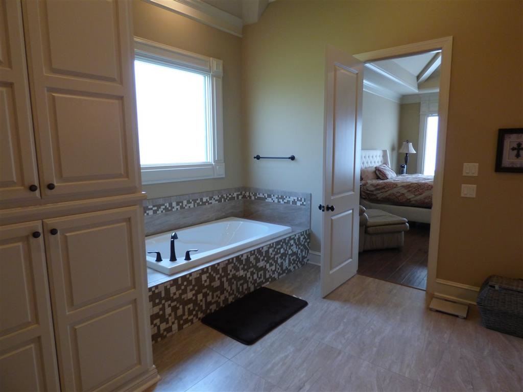 ARLINGTON PLACE - Residential