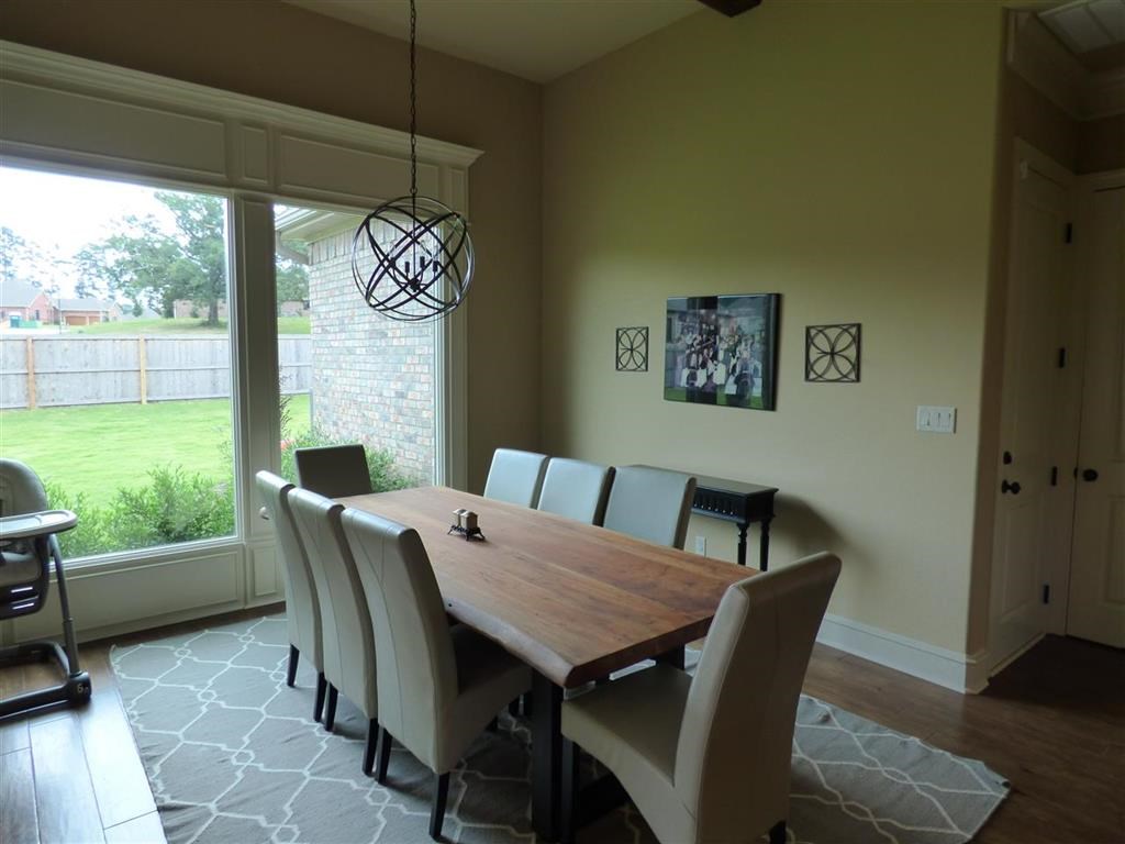 ARLINGTON PLACE - Residential