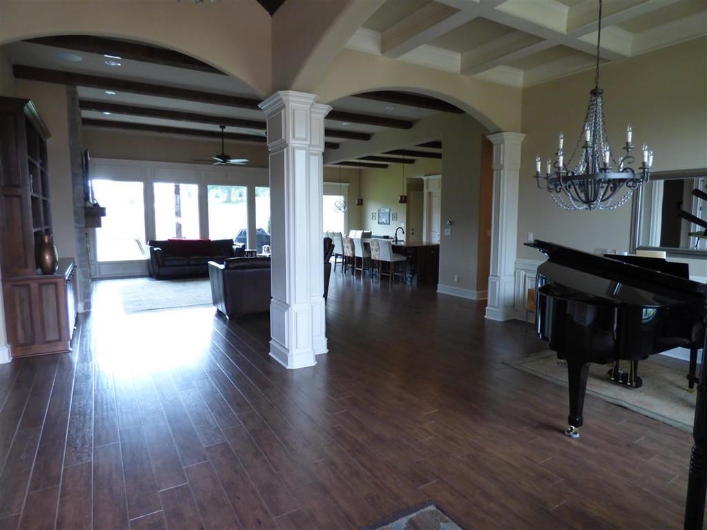 ARLINGTON PLACE - Residential