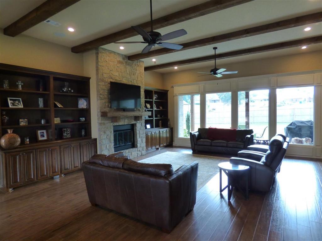 ARLINGTON PLACE - Residential