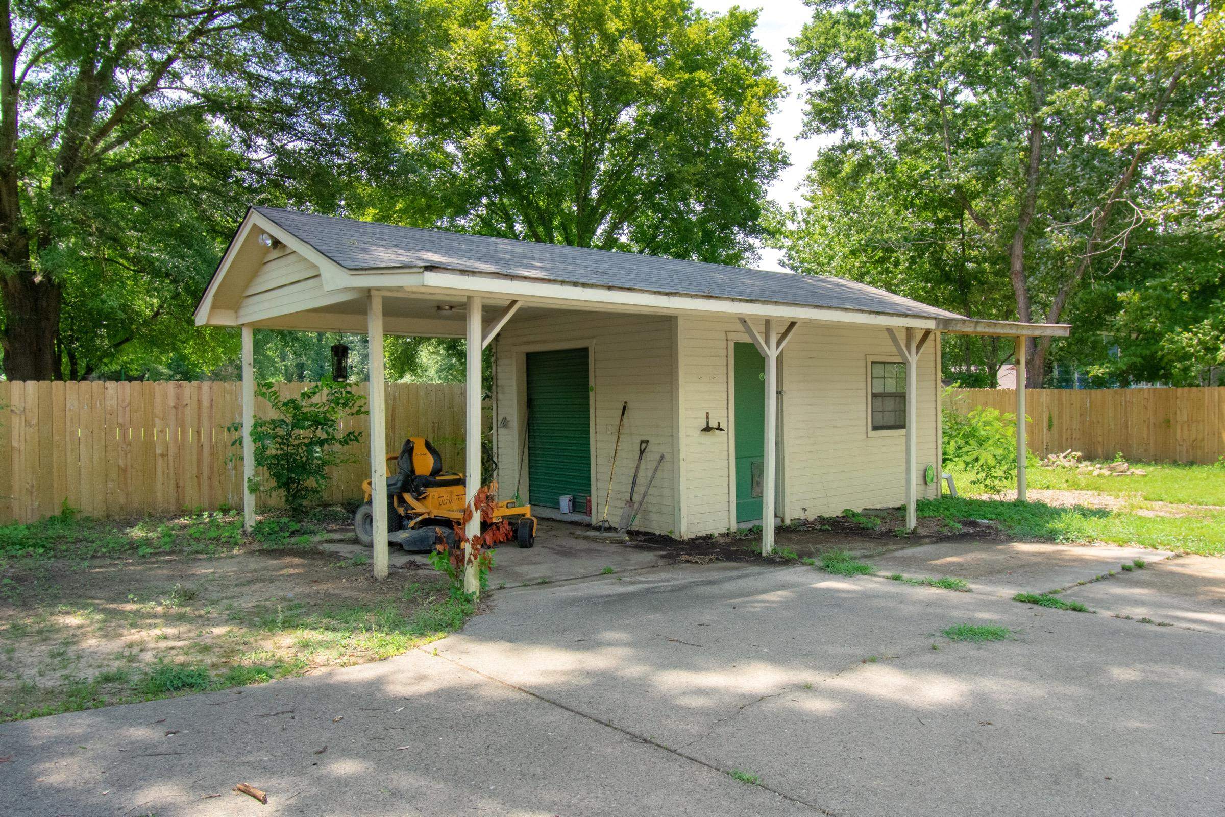 CYPRESS COVE - Residential