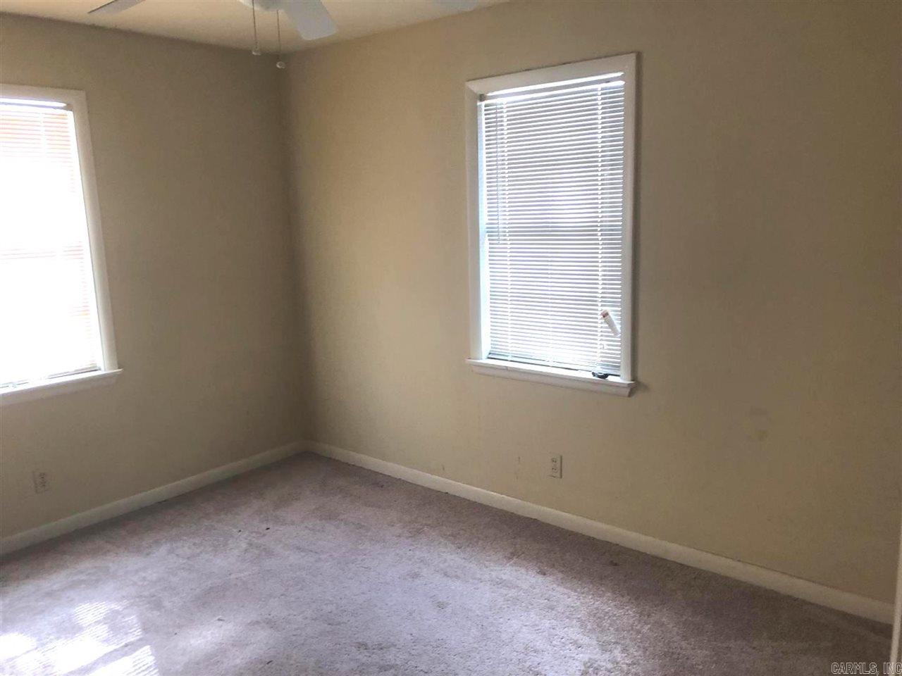 GEYER SPRGS SHOPPING CNTR - Residential