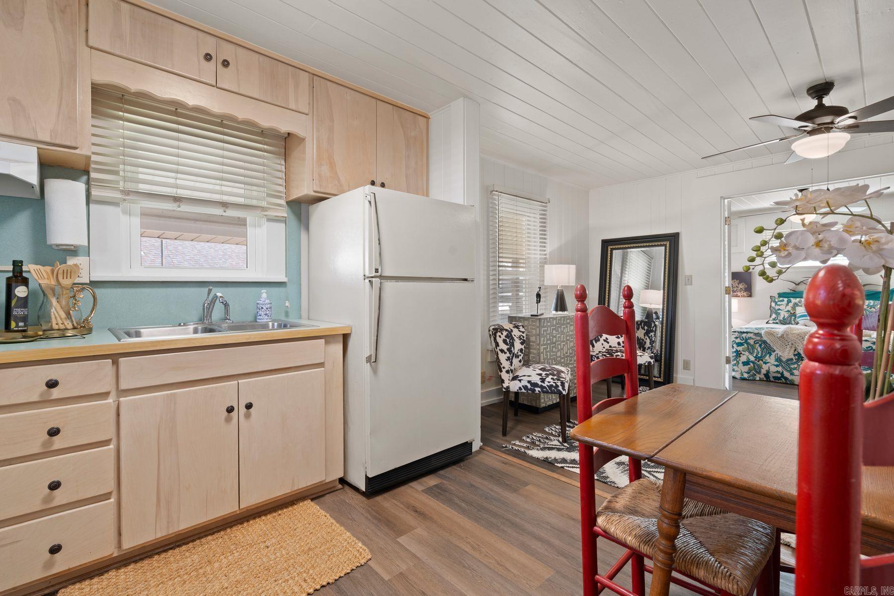 LAKELAND LODGE HPR - Residential