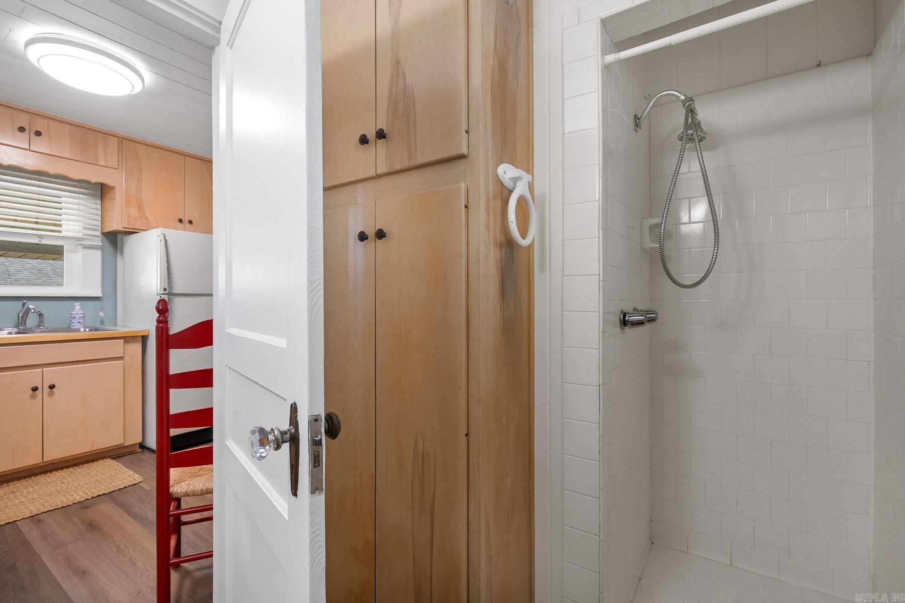 LAKELAND LODGE HPR - Residential