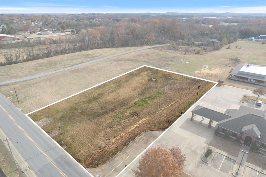 Zoned O-2, this is a great lot in a high traffic, high visibility area in West Conway. West Conway is growing, with tons of new development. The lot is flat, and is close to other offices, schools, residential neighborhoods, dining, and more. Boundary lines in first photo is approximate.
