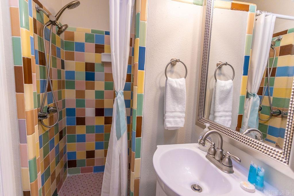 Lackeys Lake Front #2 - Residential Income