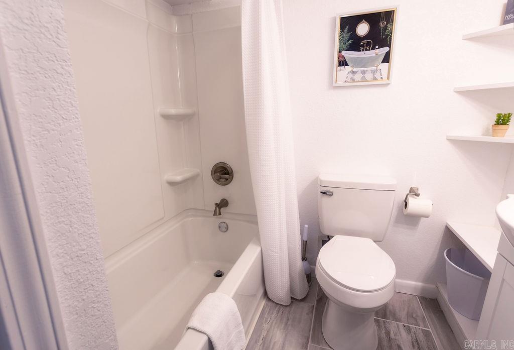 Lackeys Lake Front #2 - Residential Income