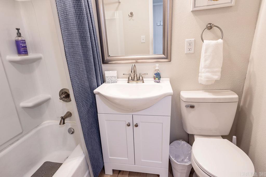 Lackeys Lake Front #2 - Residential Income