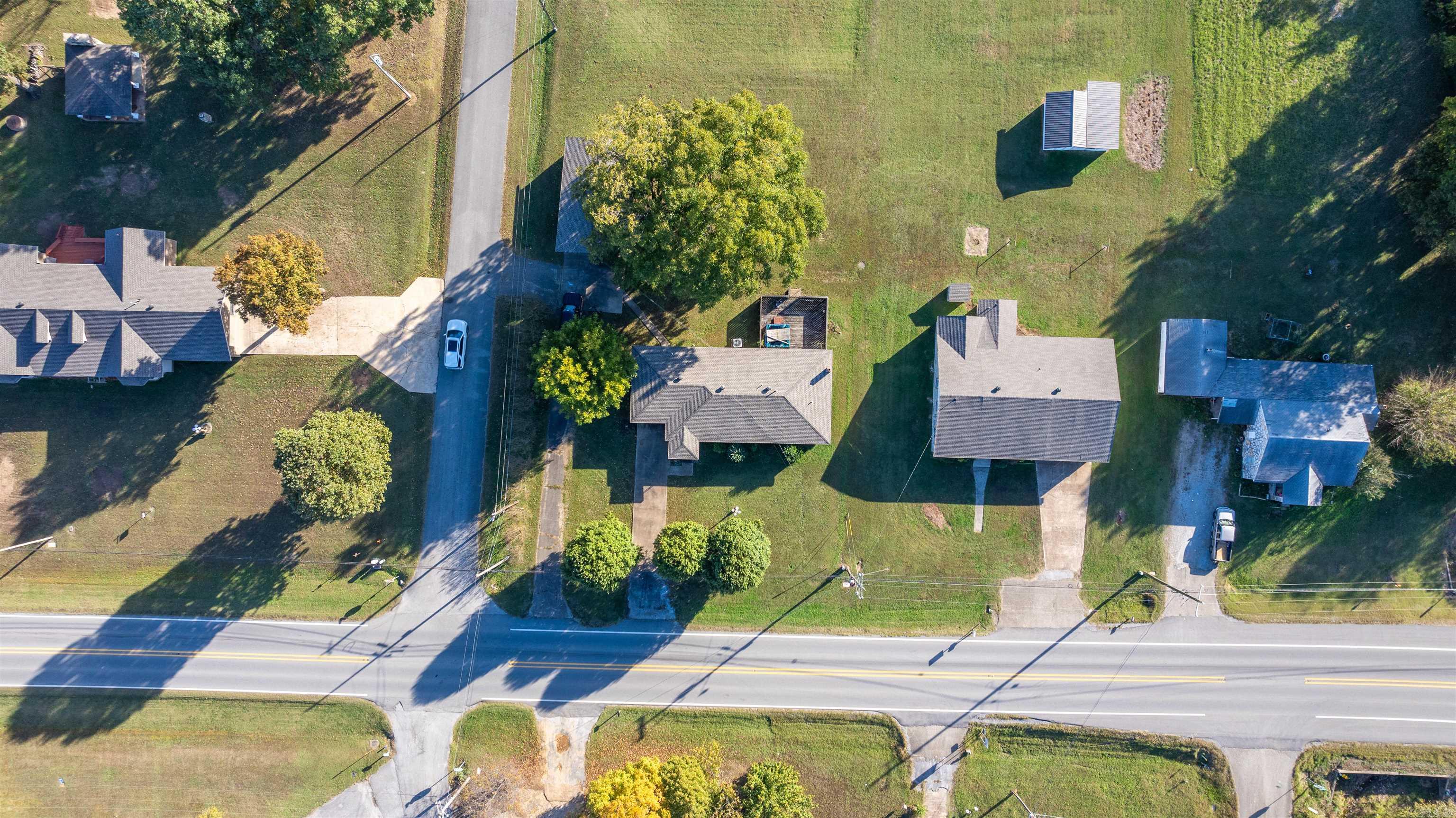 COLLEGE SQUARE - Residential