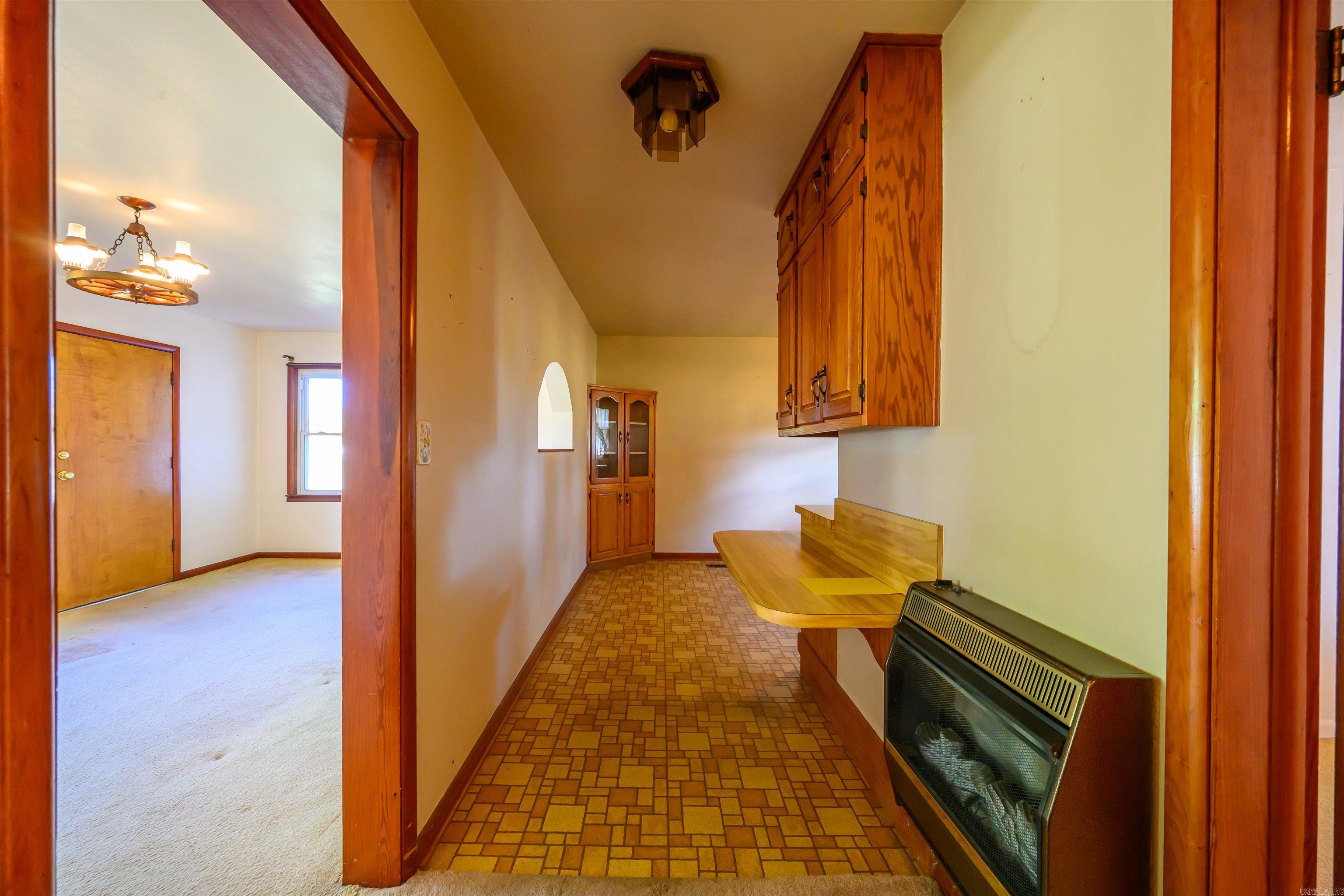 COLLEGE SQUARE - Residential