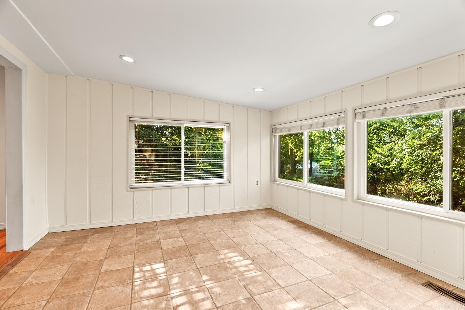 PARK VIEW - Residential