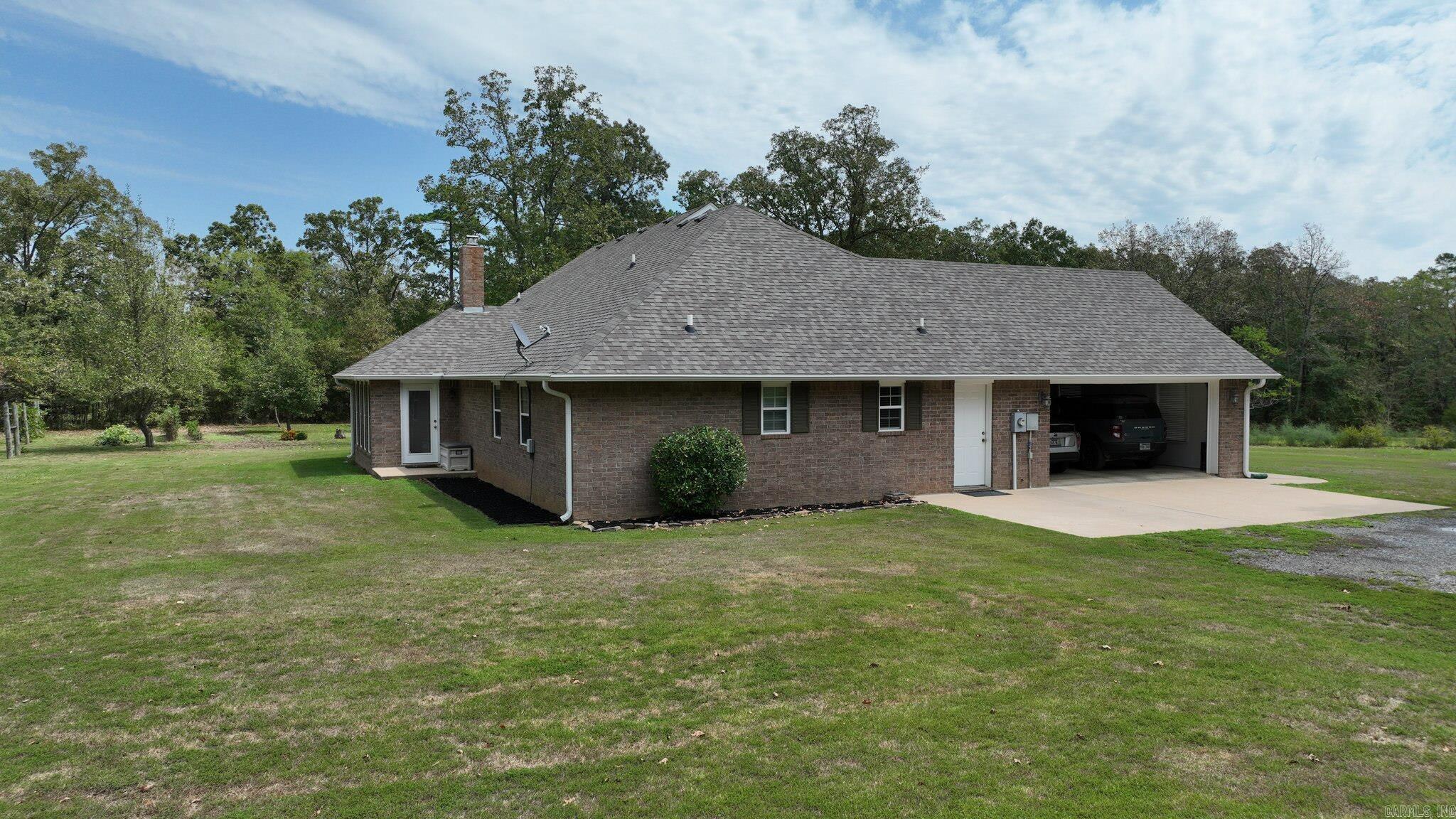 PINE HILLS - Residential