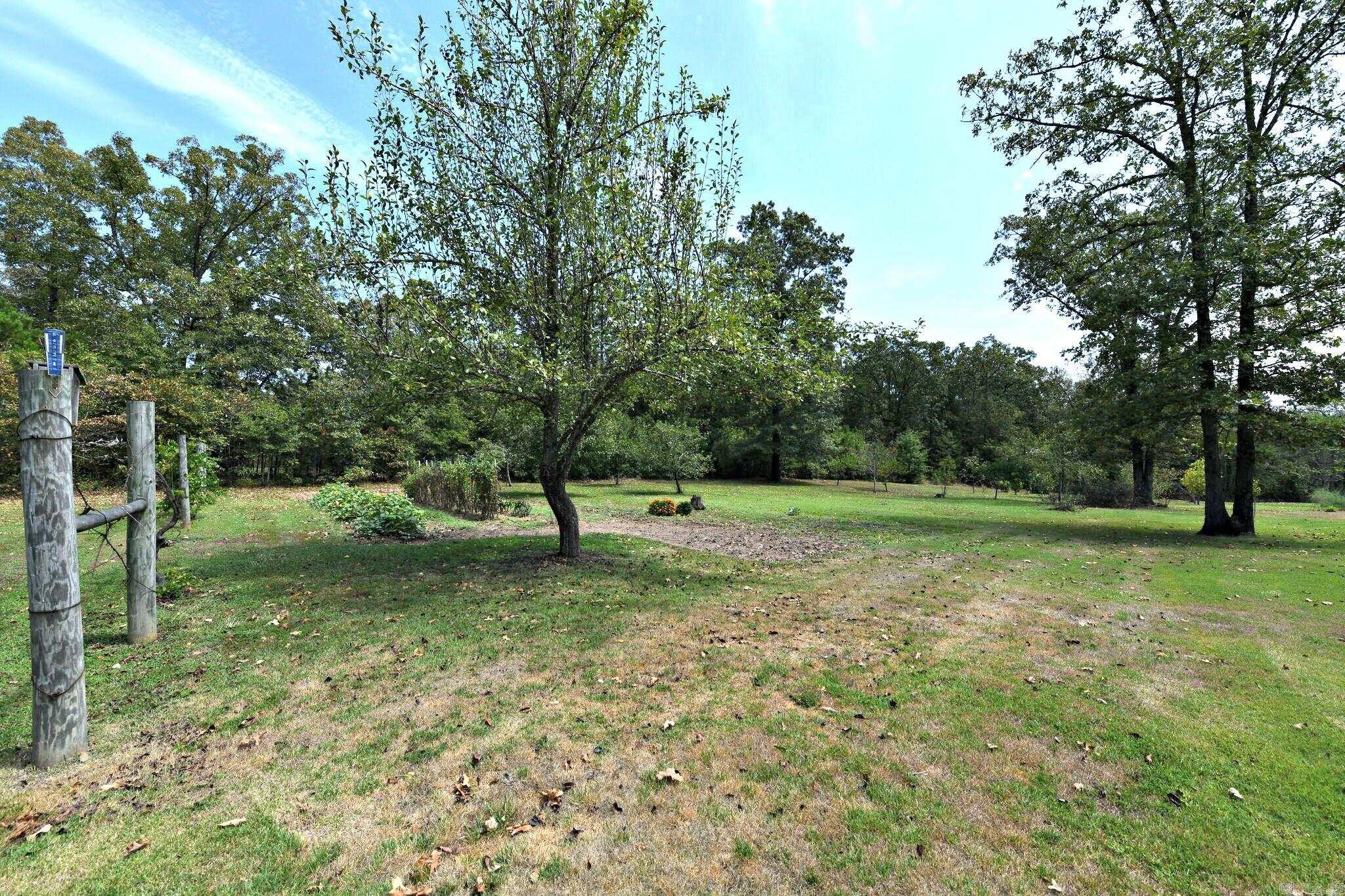 PINE HILLS - Residential