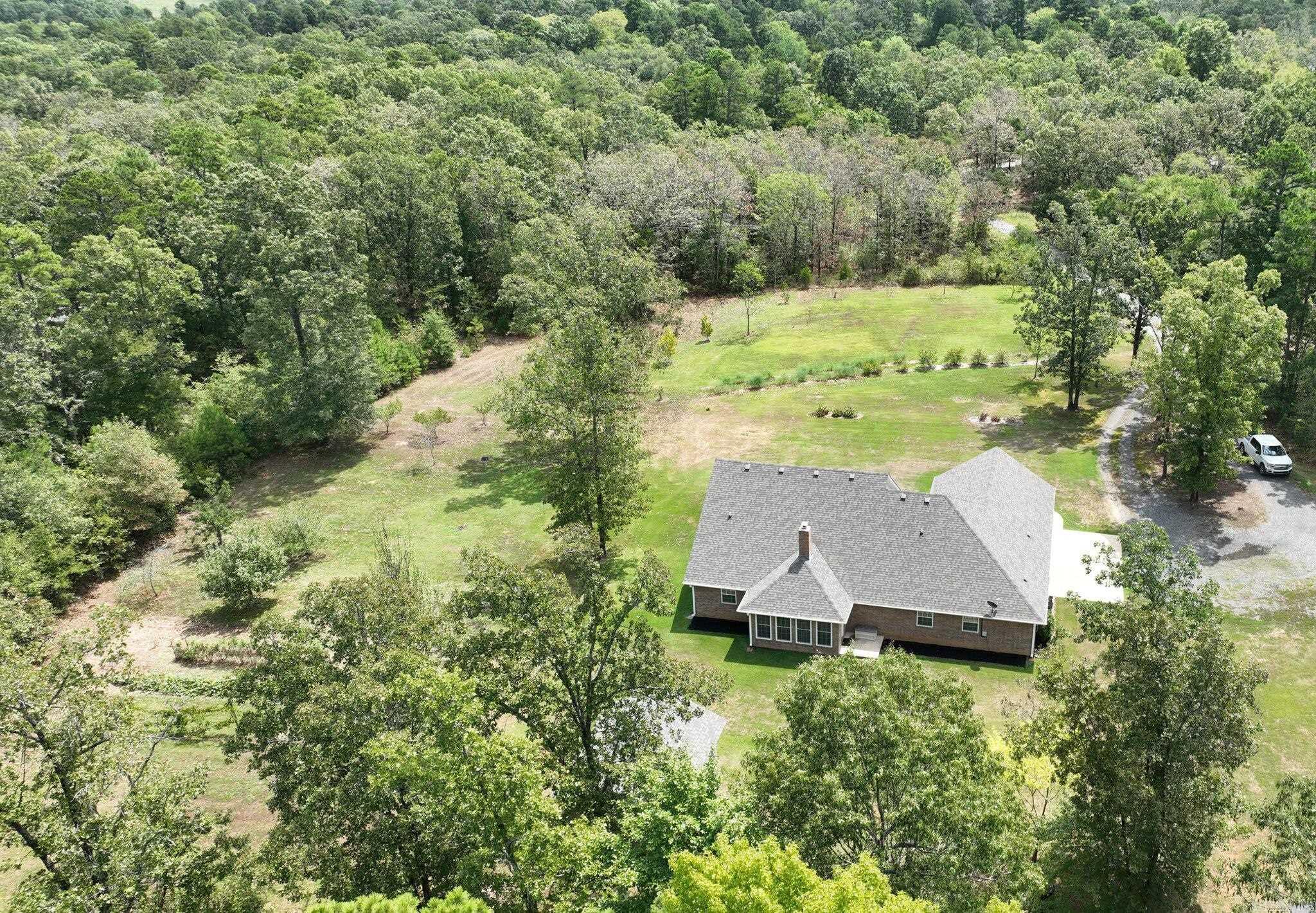 PINE HILLS - Residential