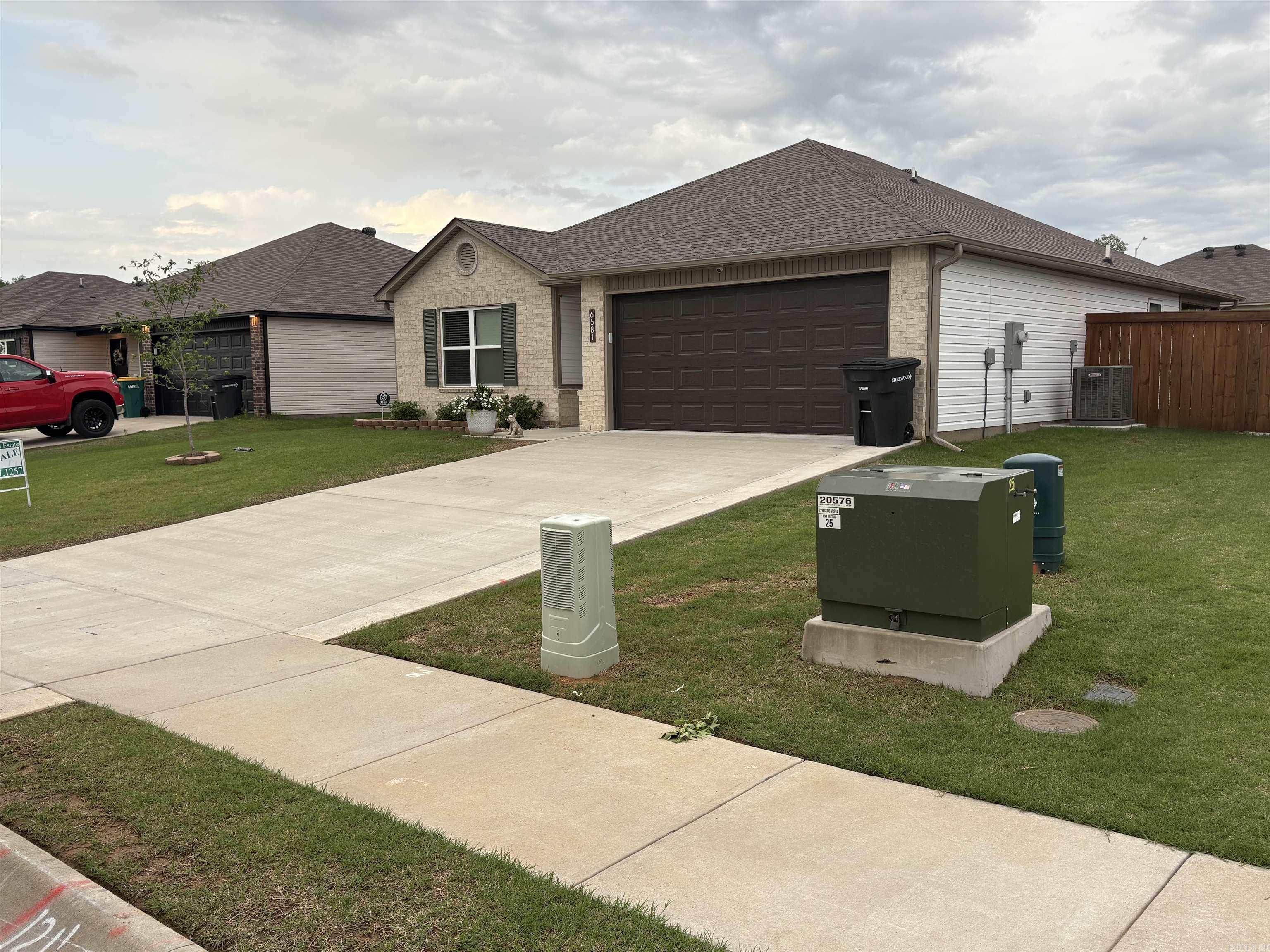 TRAMMEL ESTATES - Residential