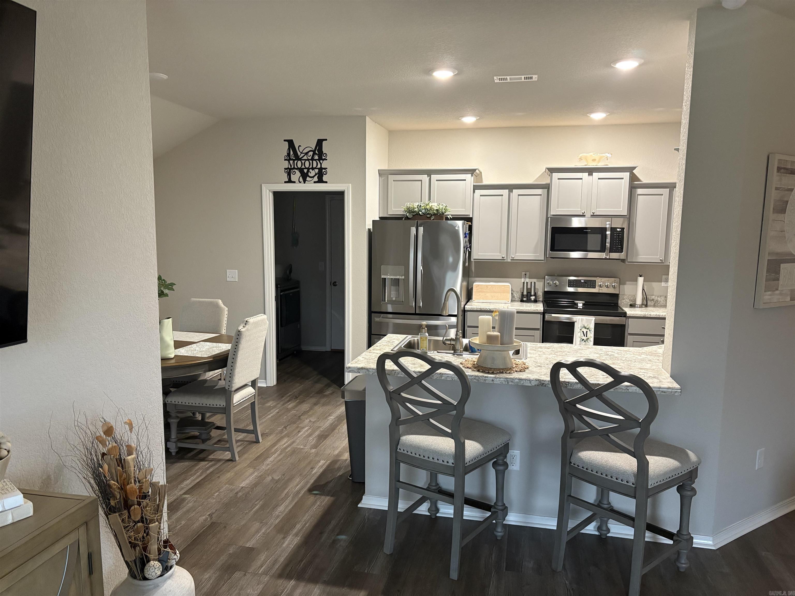TRAMMEL ESTATES - Residential