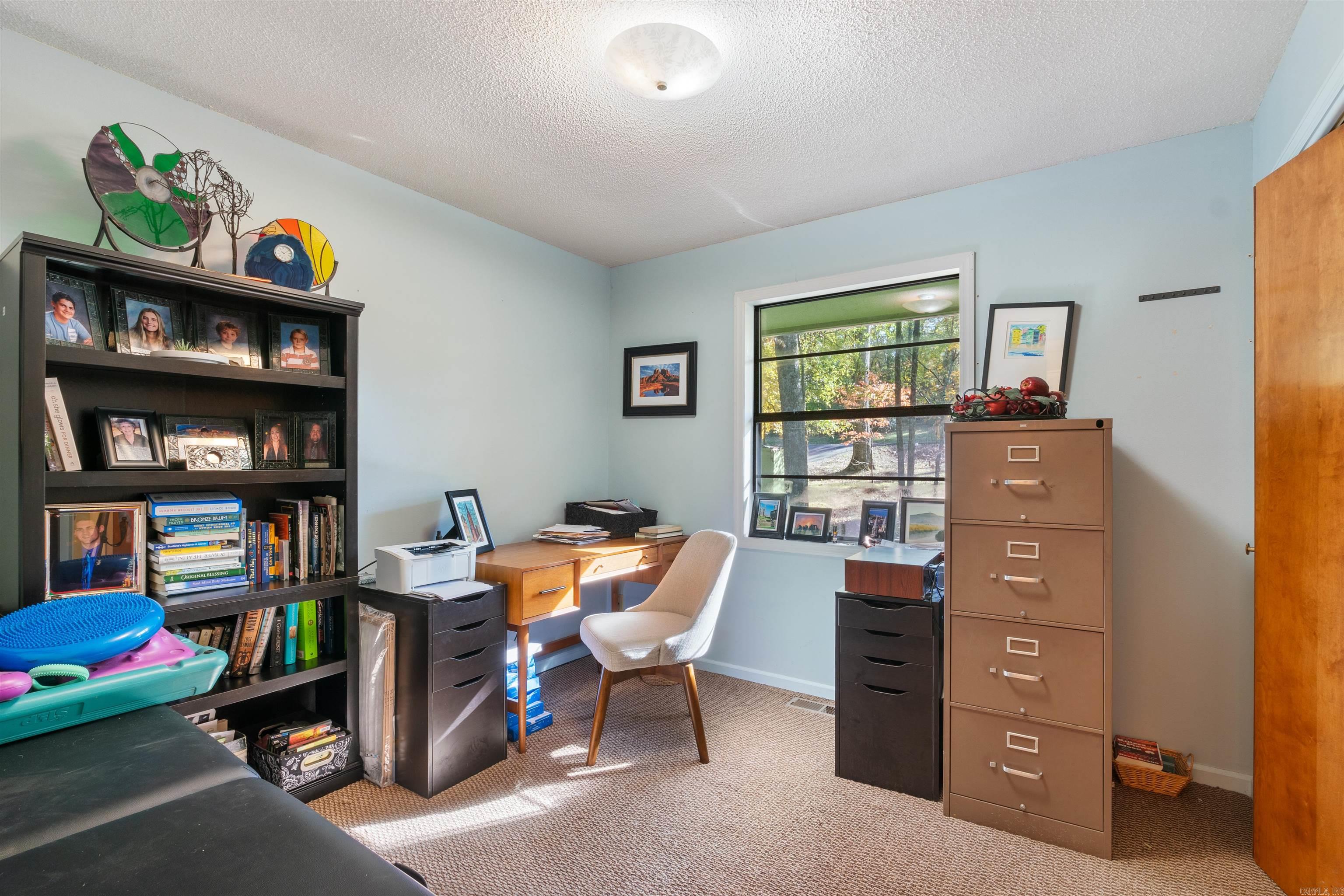 TREASURE HILL - Residential