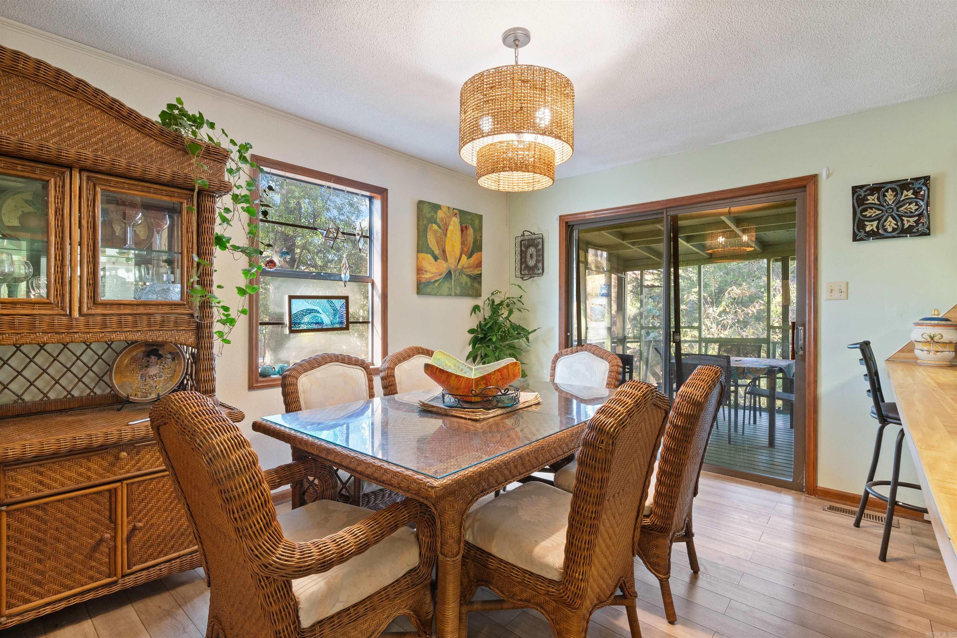 TREASURE HILL - Residential