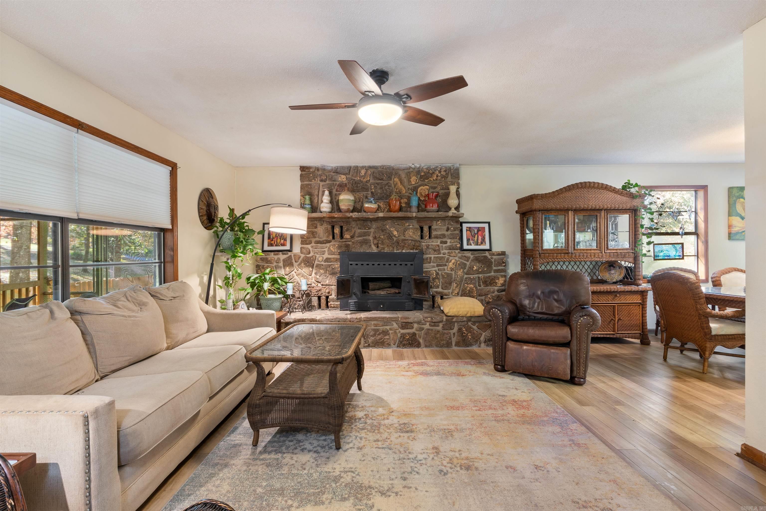 TREASURE HILL - Residential