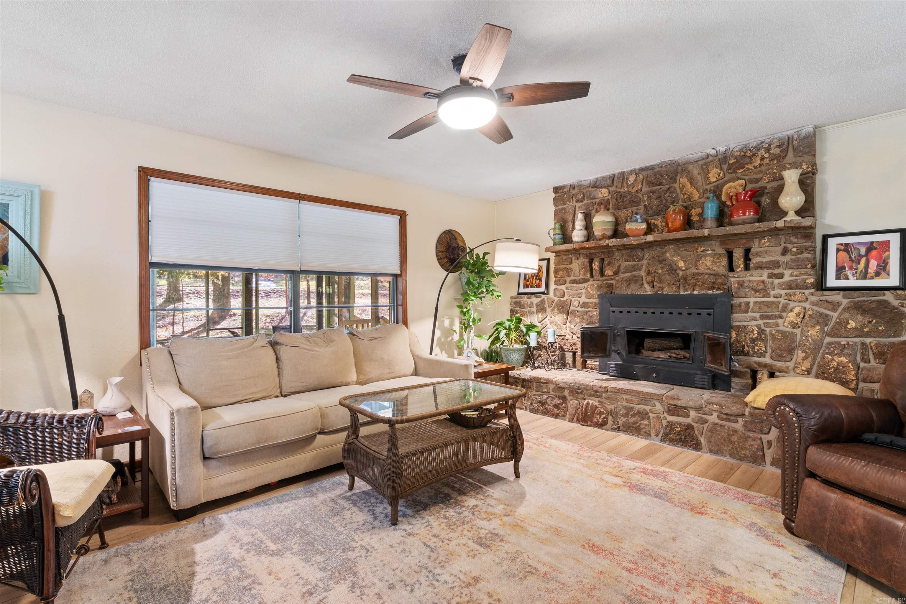 TREASURE HILL - Residential