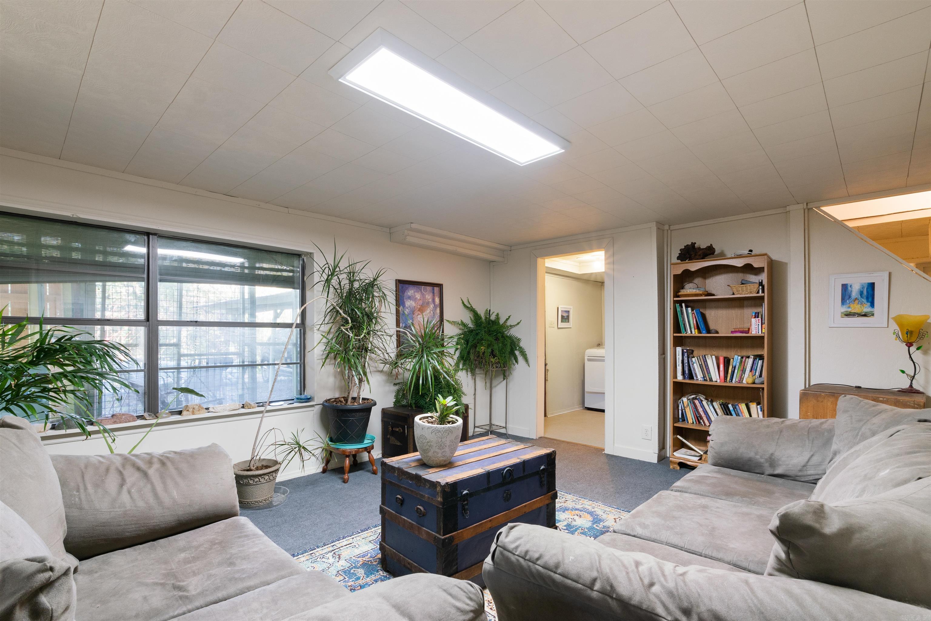 TREASURE HILL - Residential