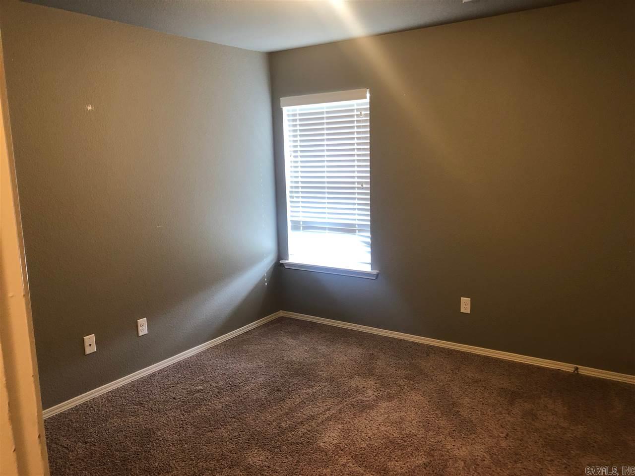 Oak Glenn - Residential Lease