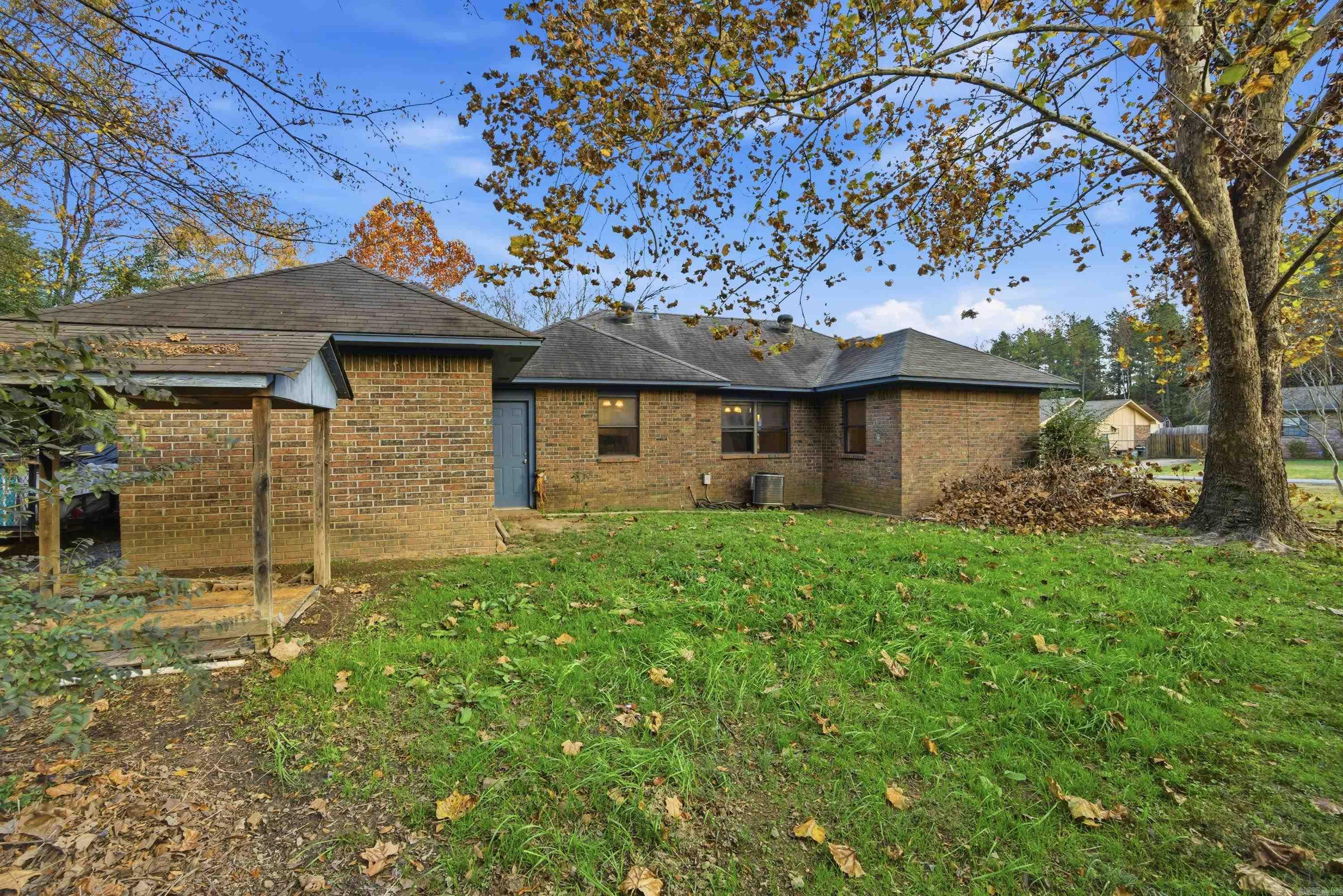 HARDIN VALLEY - Residential