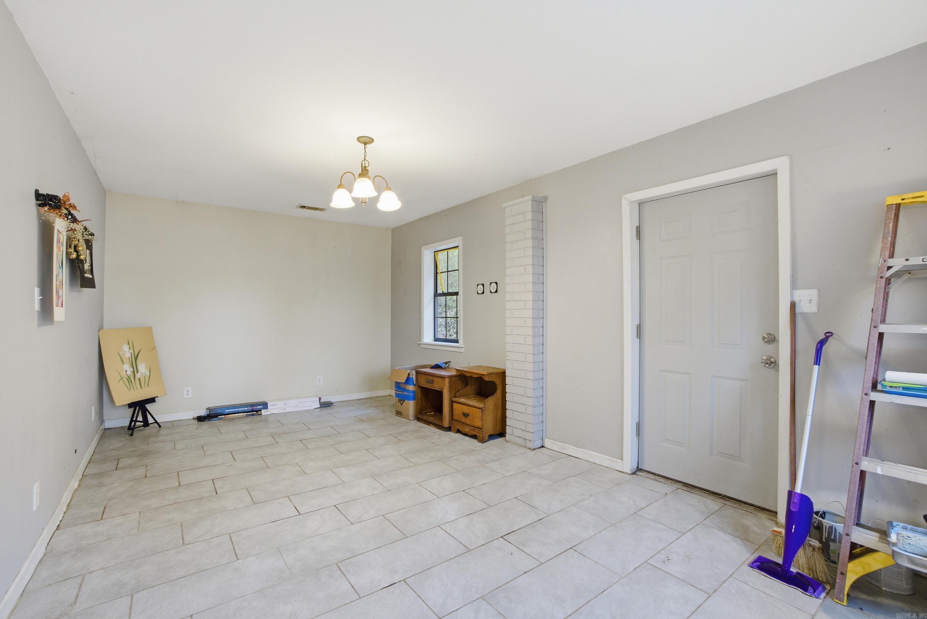 HARDIN VALLEY - Residential