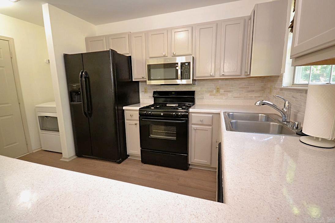 MEADOW RIDGE ADDN - Residential