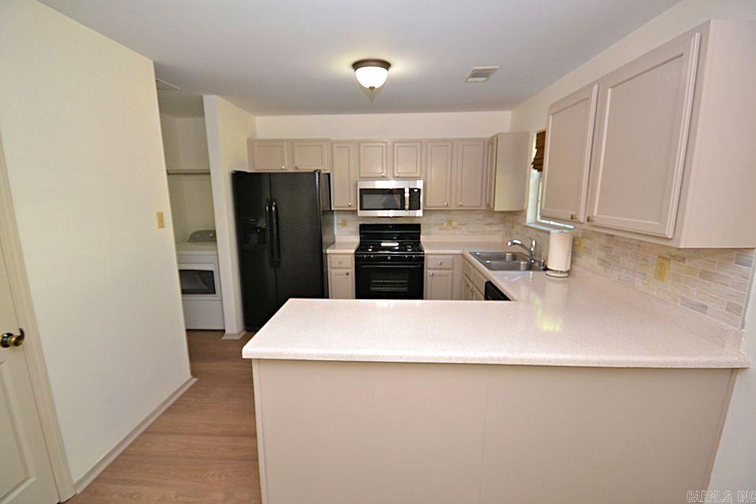 MEADOW RIDGE ADDN - Residential