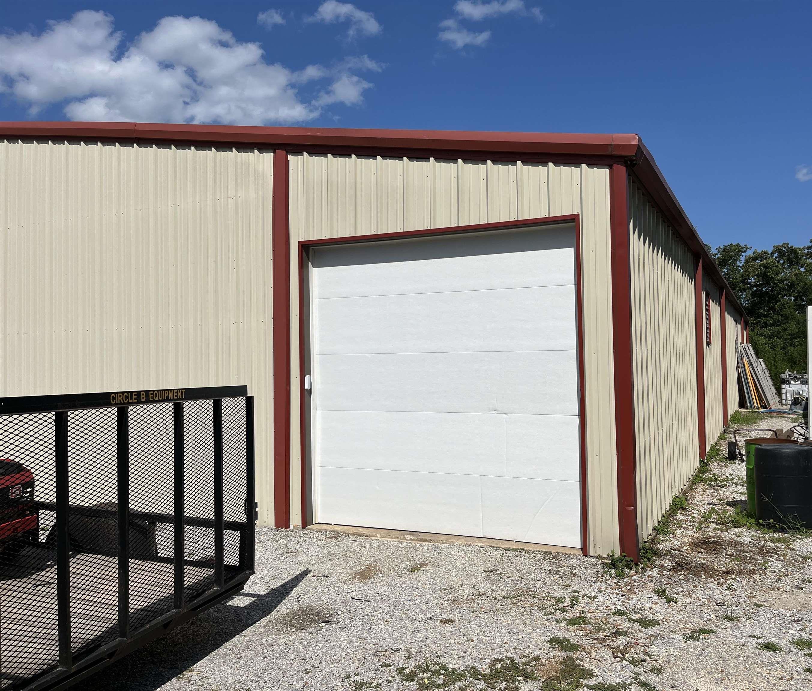 Metes & Bounds - Commercial Sale