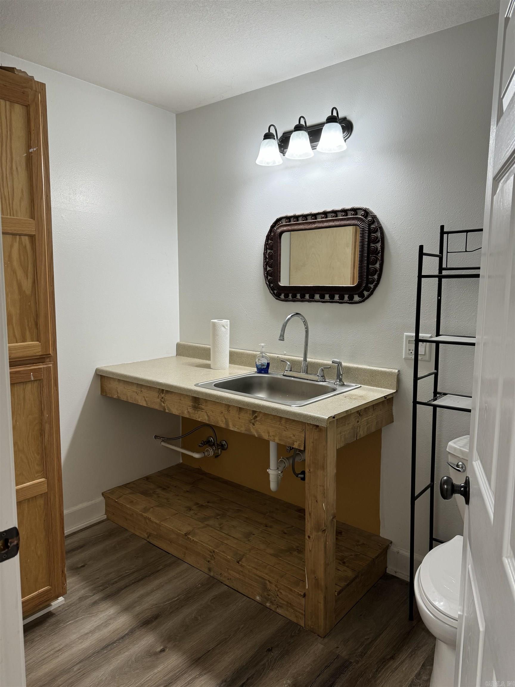 Metes & Bounds - Commercial Sale