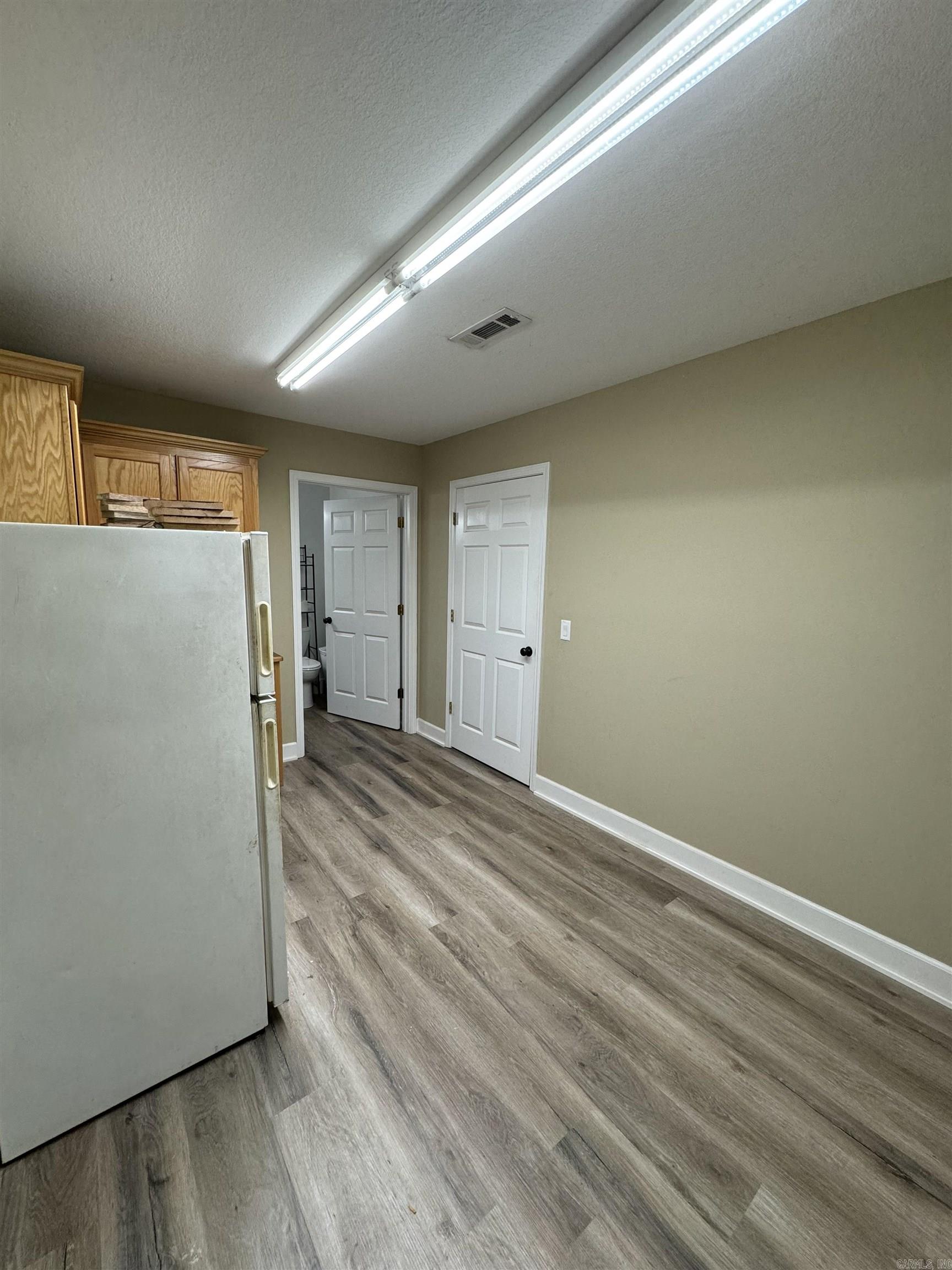Metes & Bounds - Commercial Sale