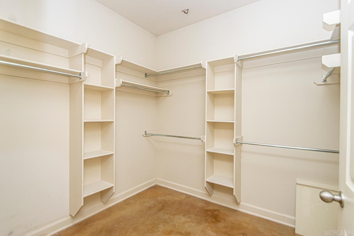 J W ESTATES - Residential