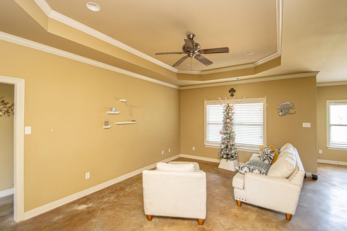 J W ESTATES - Residential