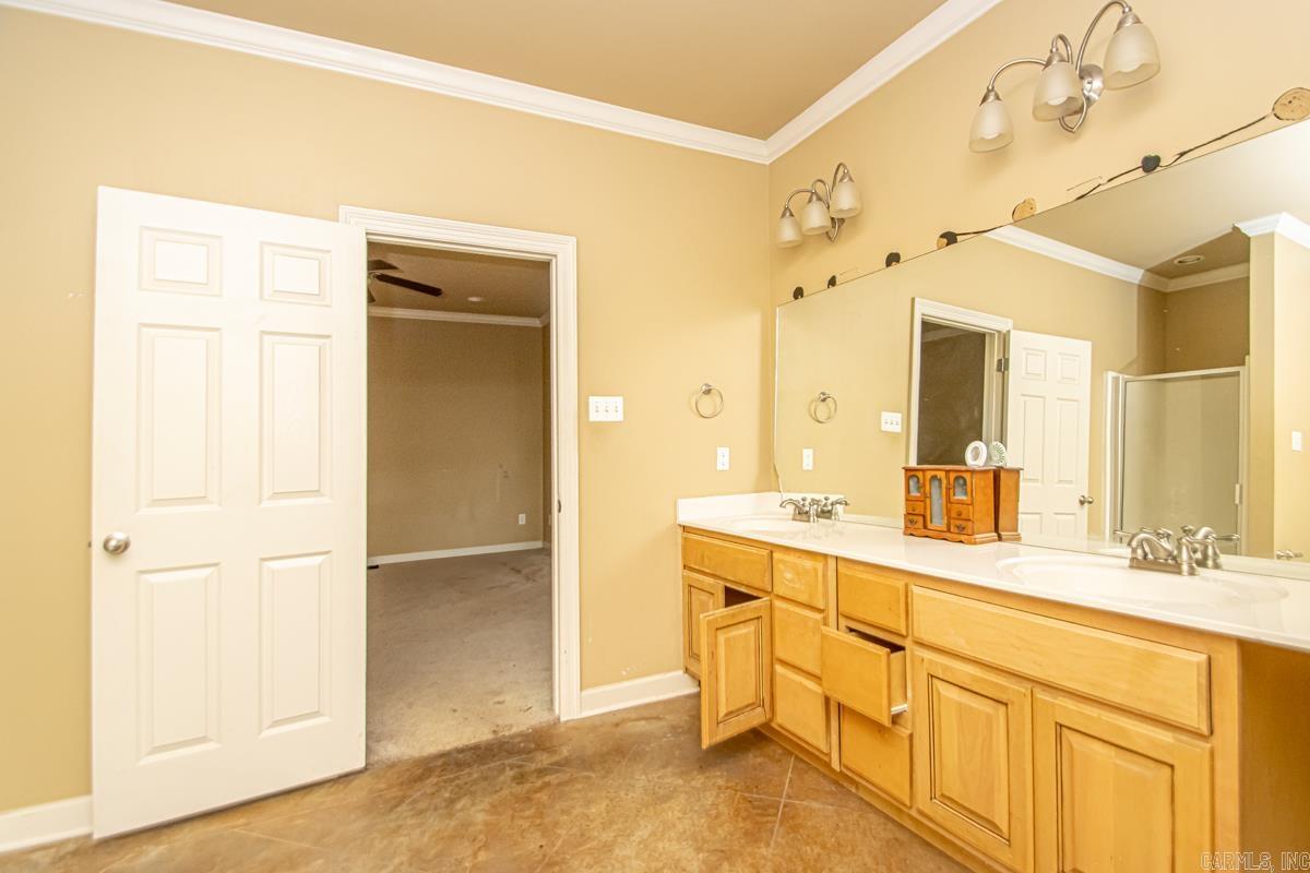 J W ESTATES - Residential
