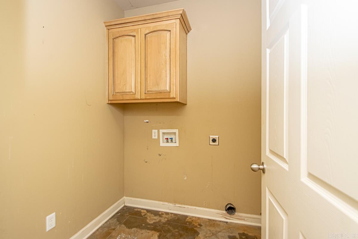 J W ESTATES - Residential