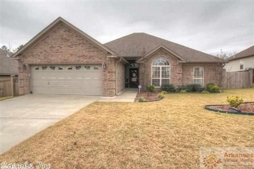 This beautiful well maintained home has large living room with Fireplace, an awesome separate family room with French Doors, Huge Master Bedroom with double vanity, his/her closets, custom 2 person shower and tray ceiling!! Stainless Steel Appliances in kitchen, ceramic tile throughout except bedrooms. Motivated Seller, BRING ALL OFFERS!!!! ****Please see Agent Remarks***