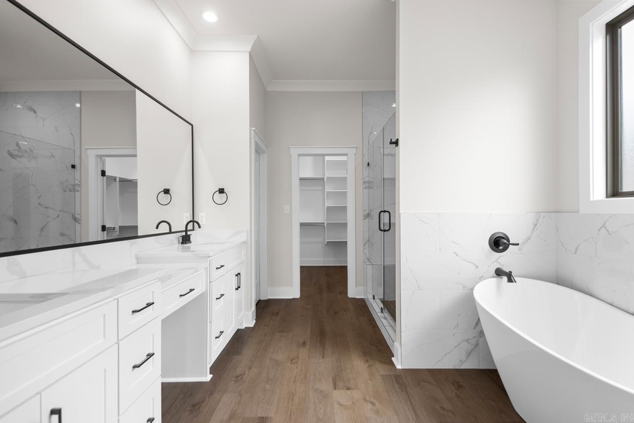 COUNTRY CLUB OF AR-QUARTERS ADDN - Residential