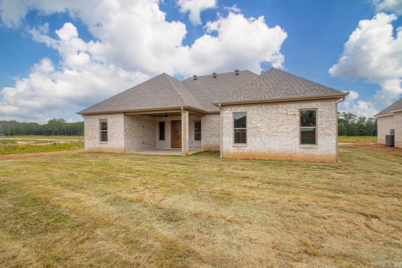 COUNTRY CLUB OF AR-QUARTERS ADDN - Residential