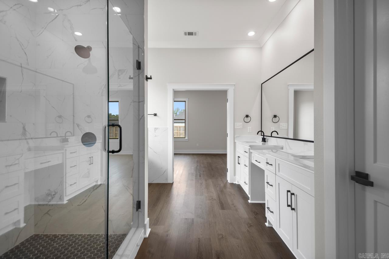 COUNTRY CLUB OF AR-QUARTERS ADDN - Residential