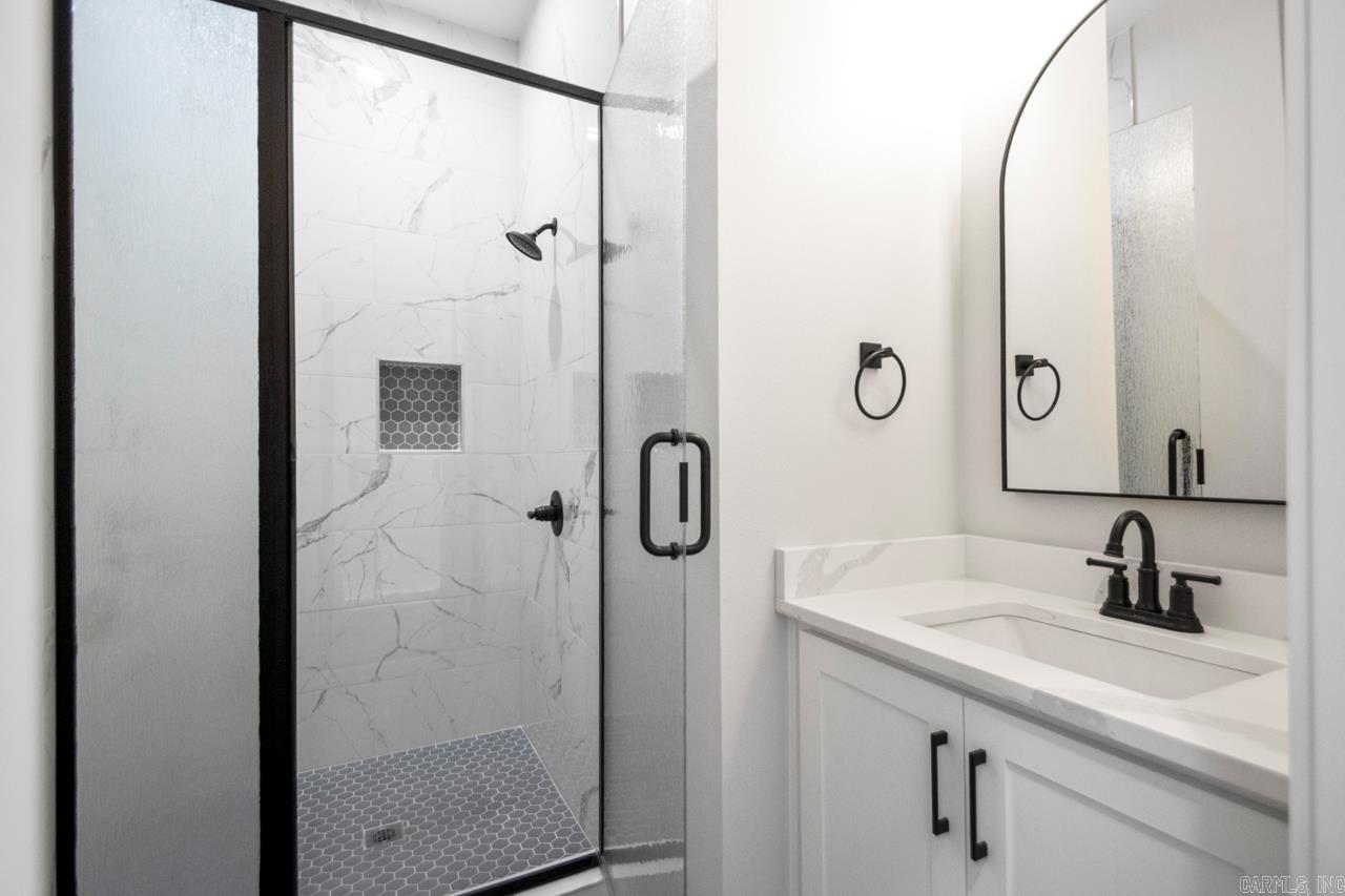 COUNTRY CLUB OF AR-QUARTERS ADDN - Residential