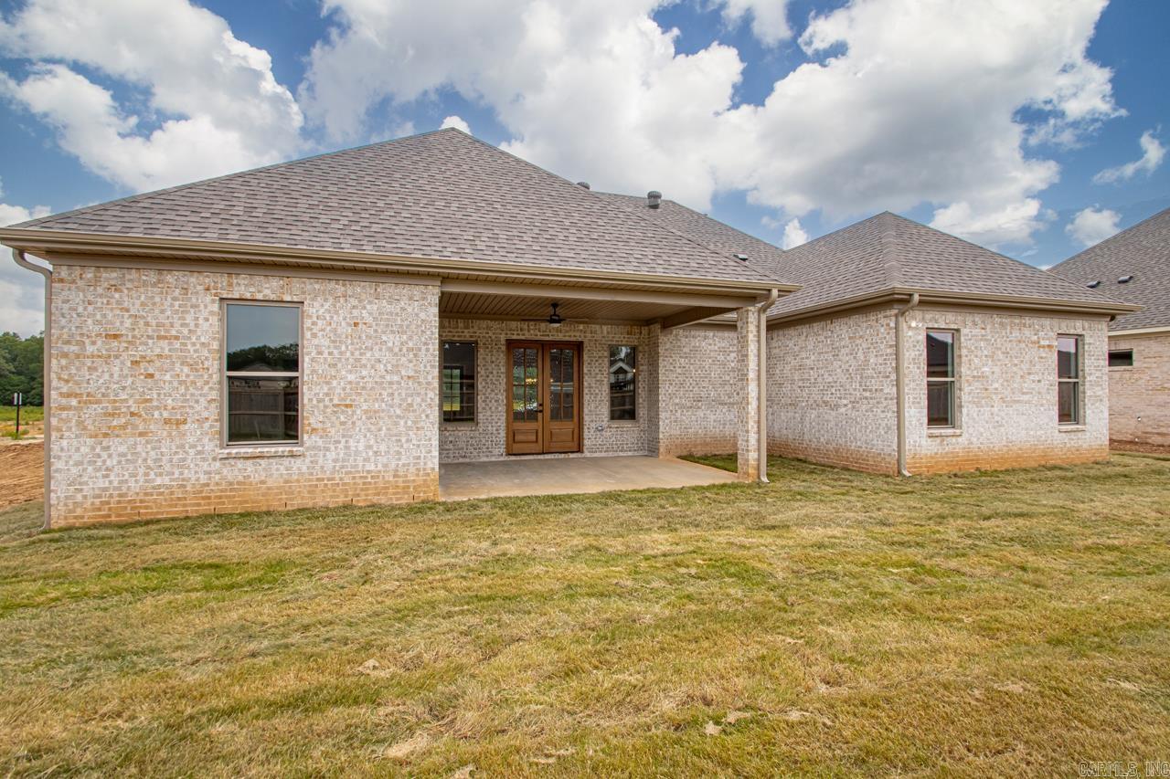 COUNTRY CLUB OF AR-QUARTERS ADDN - Residential