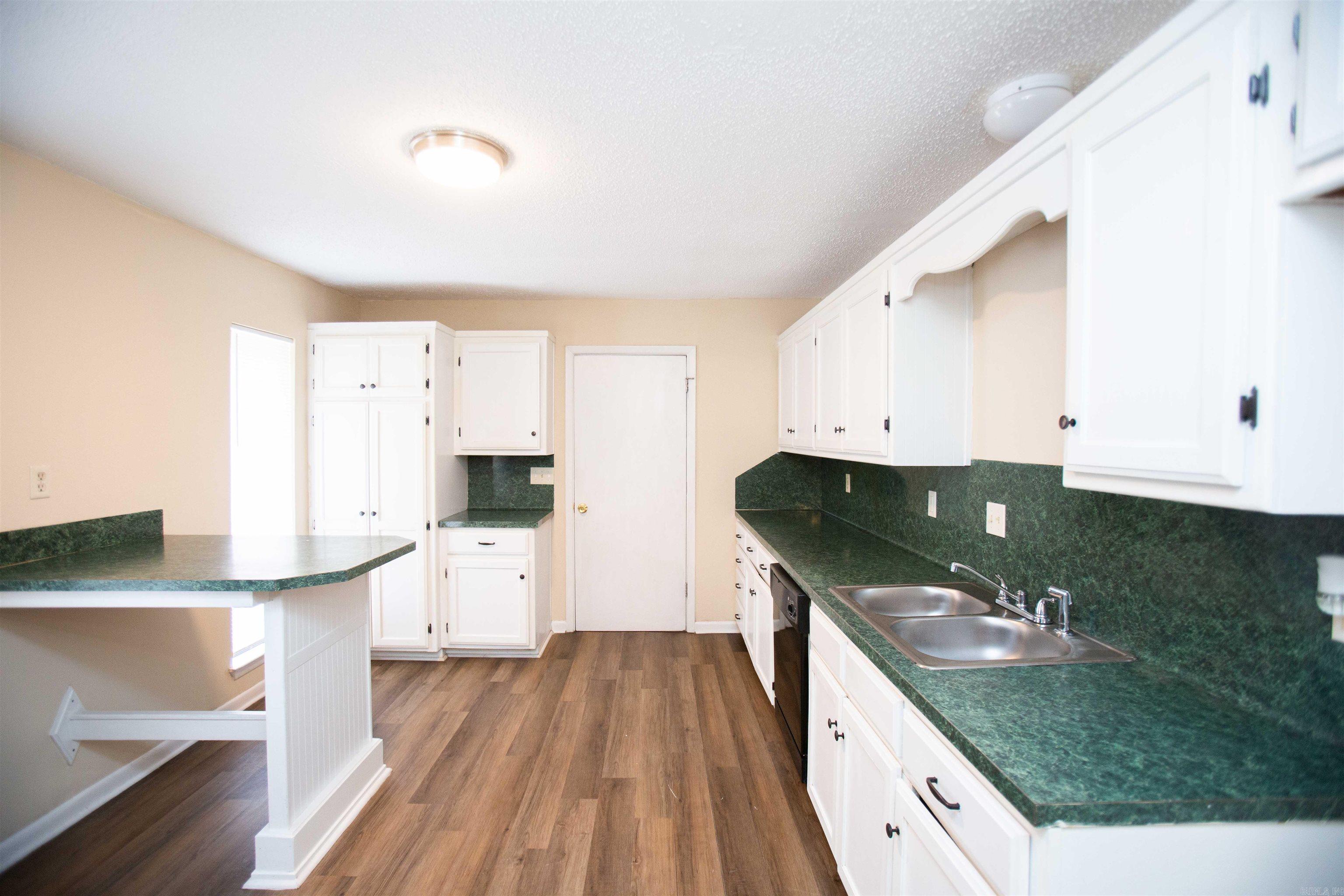 Wood Briar - Residential Lease