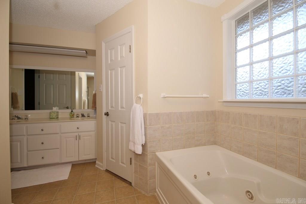 KIMBERLY MANOR TO CRYSTAL HILL - Residential