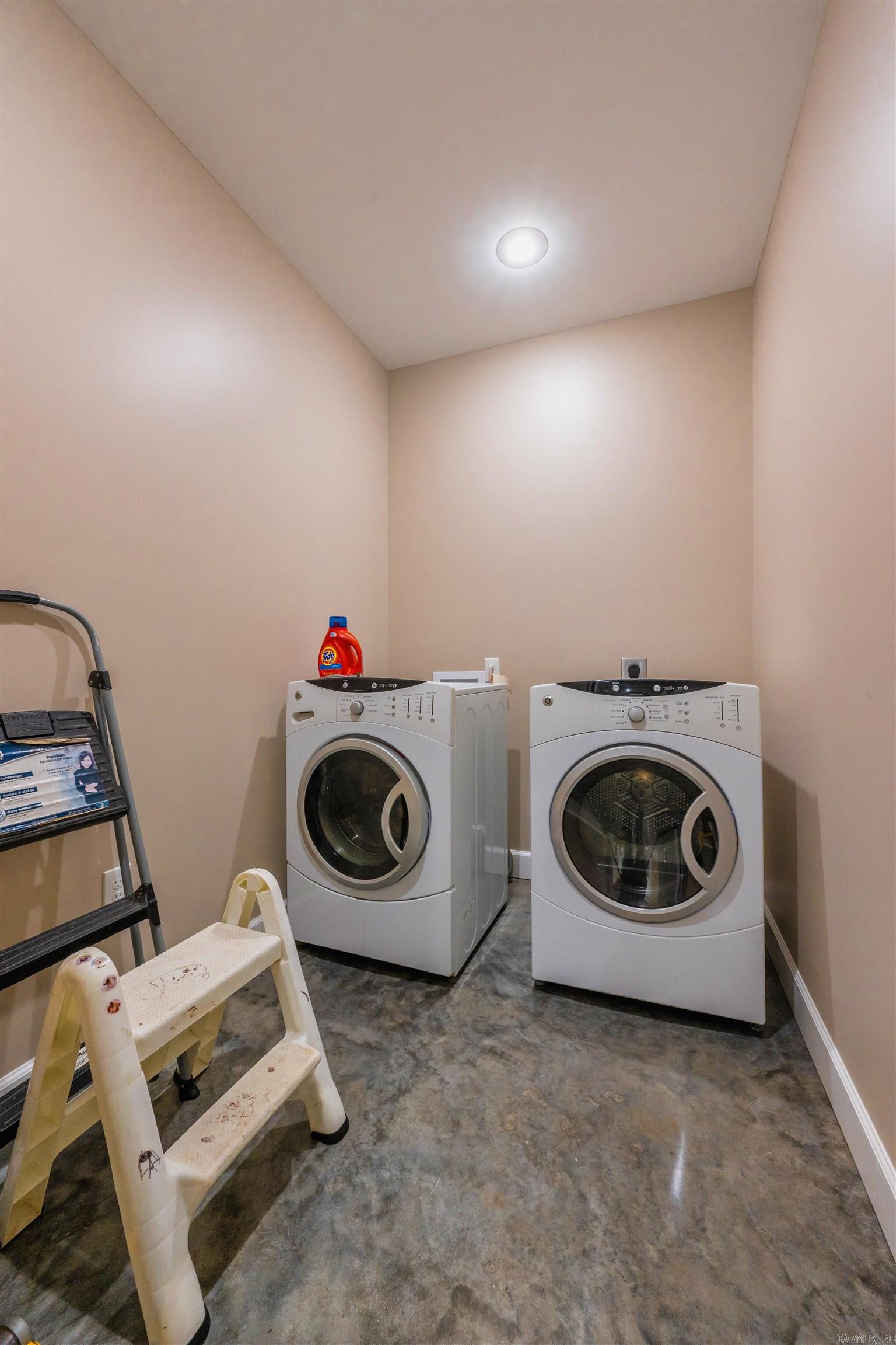 BUFFALO CREEK ESTATES - Residential