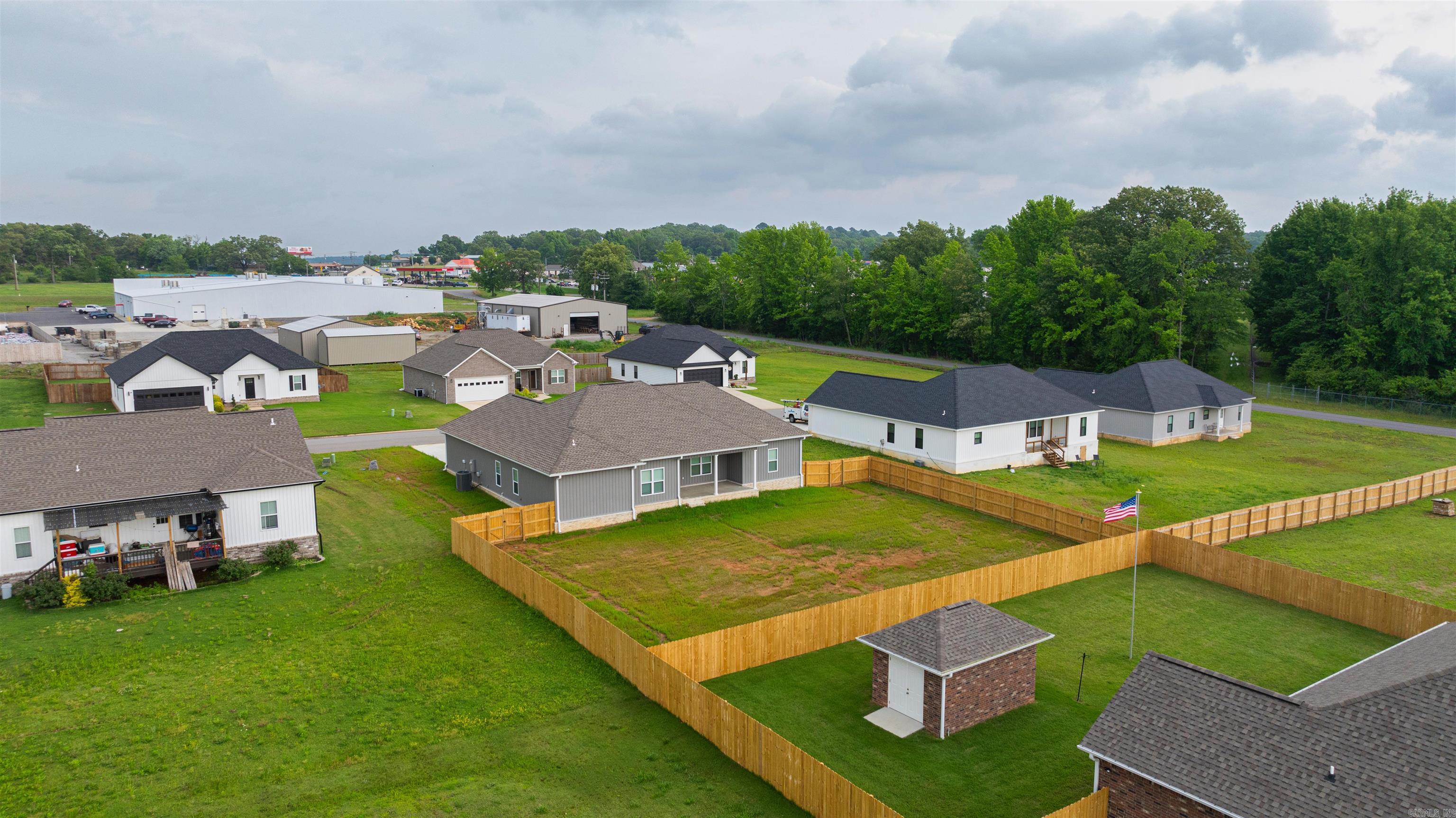 BUFFALO CREEK ESTATES - Residential