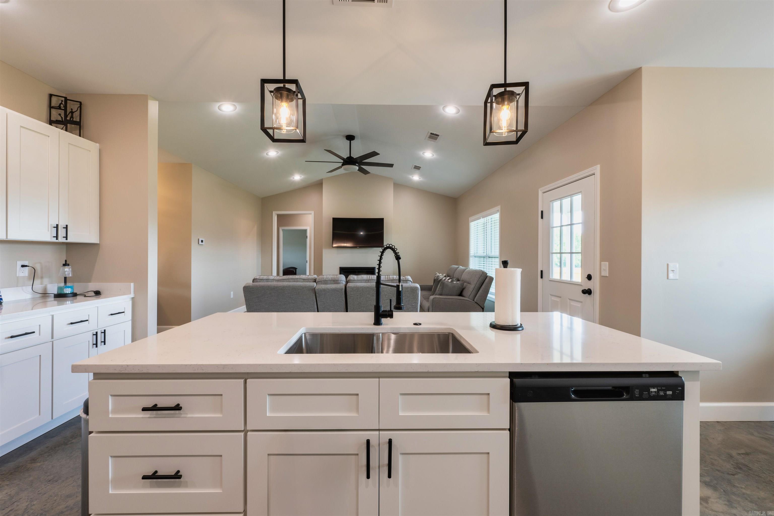 BUFFALO CREEK ESTATES - Residential