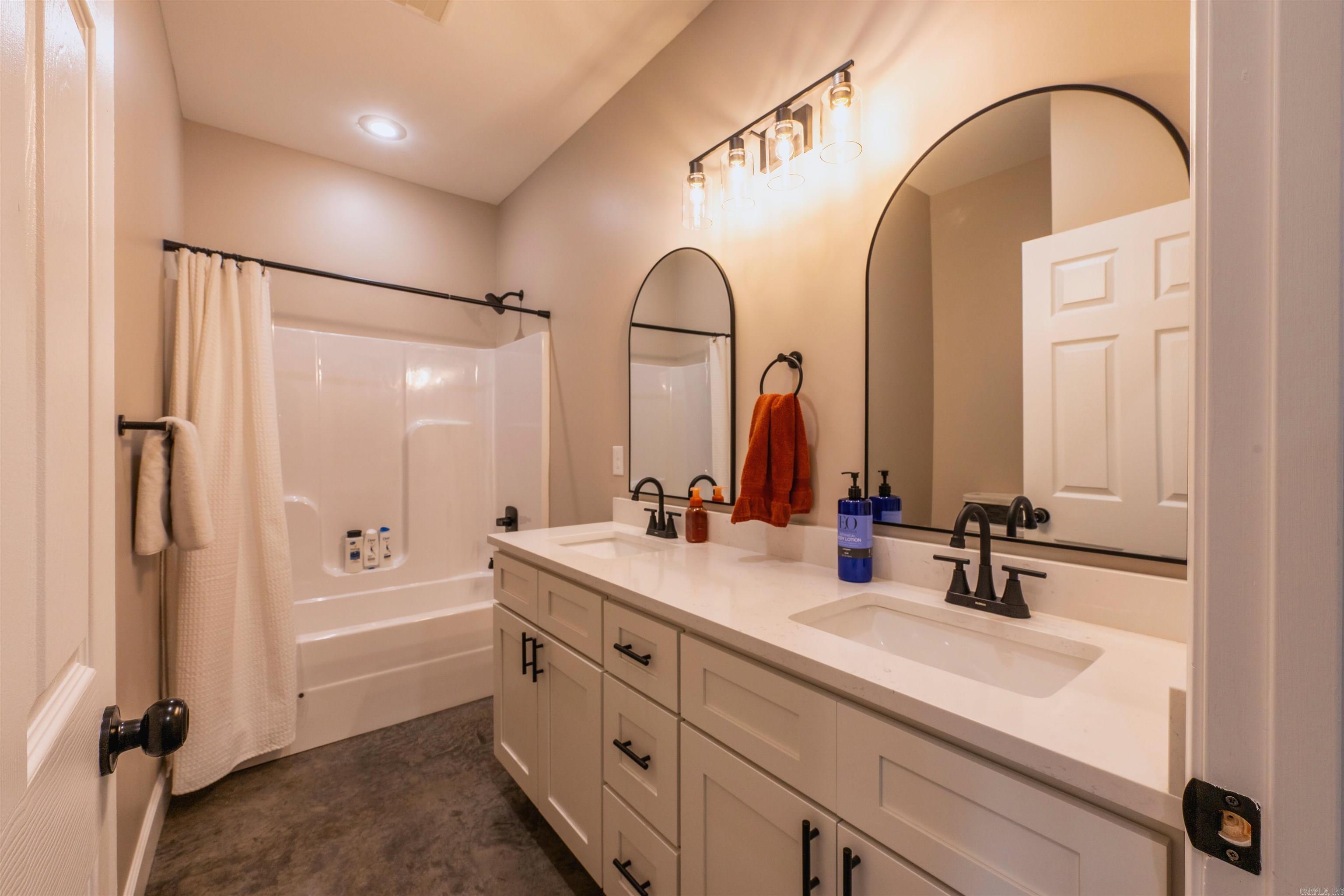 BUFFALO CREEK ESTATES - Residential