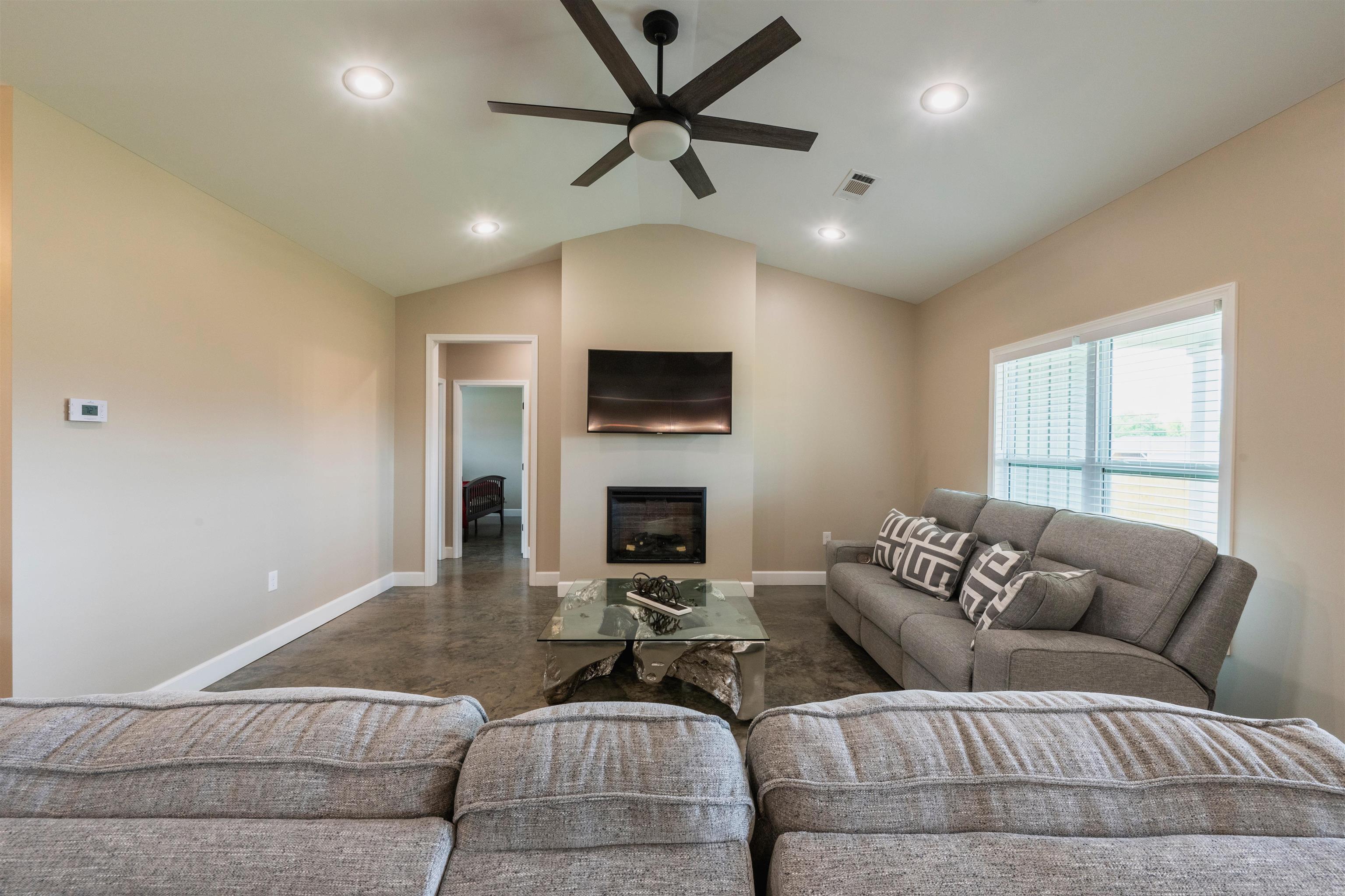 BUFFALO CREEK ESTATES - Residential